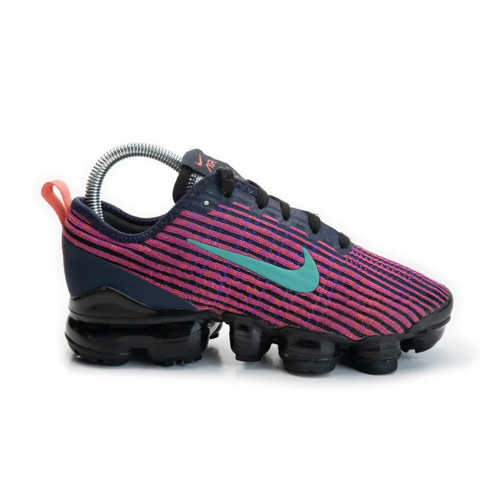 Nike Air VaporMax Flyknit 3 Vivid Purple BQ5238-402 size 4Y - Picture 1 of 12